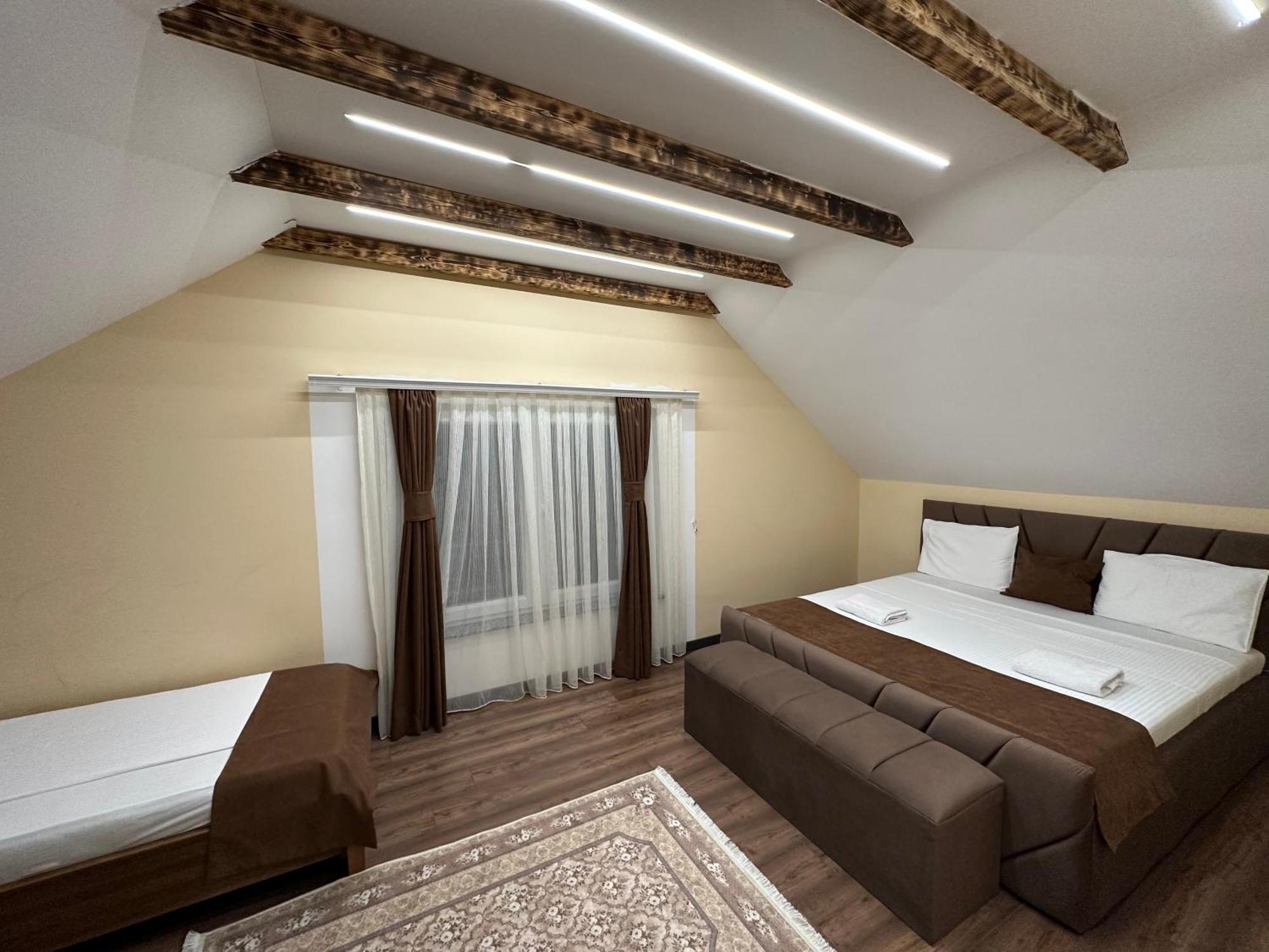 Hotel Panorama Rugove Peje Exterior photo