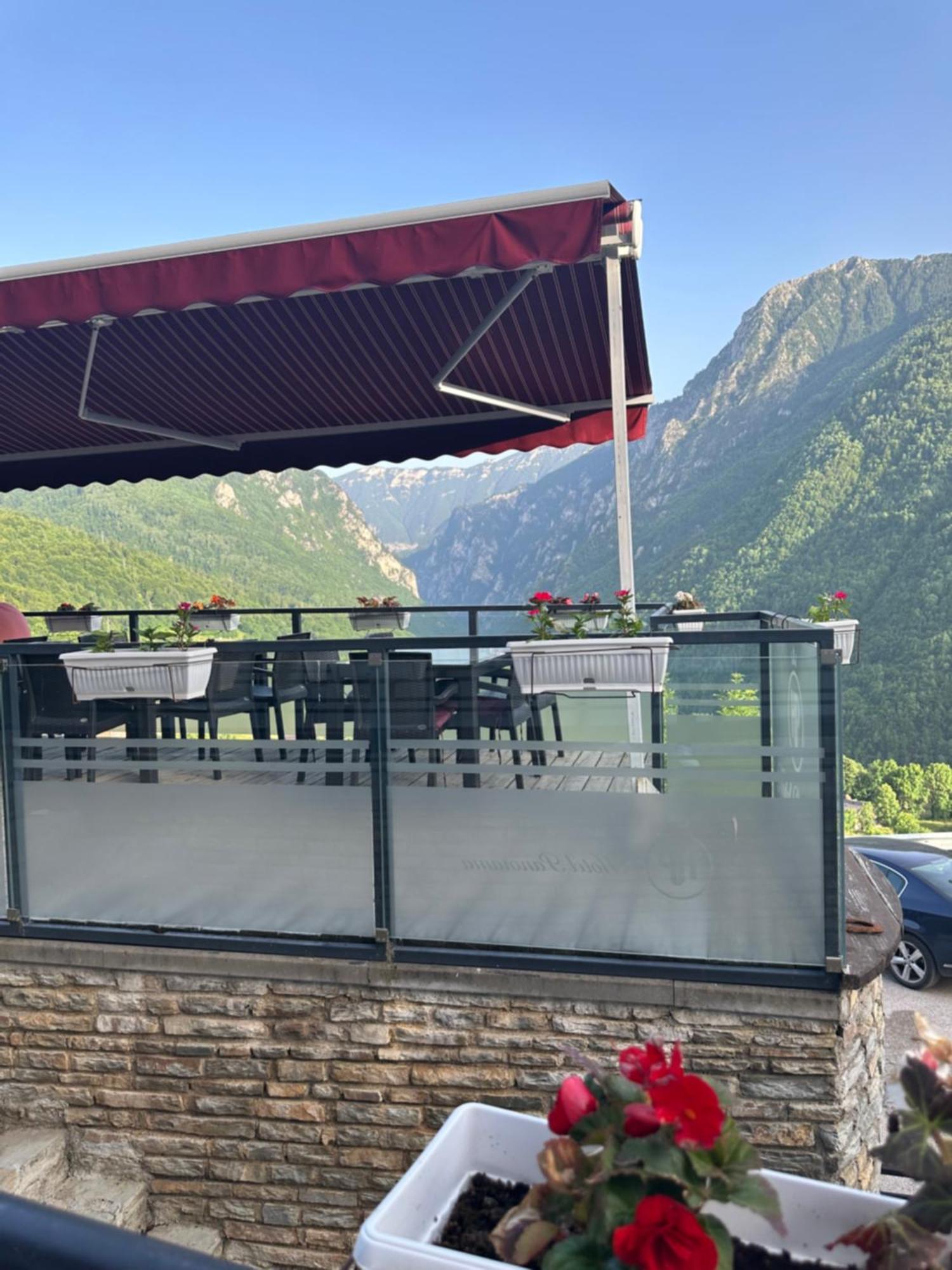 Hotel Panorama Rugove Peje Exterior photo