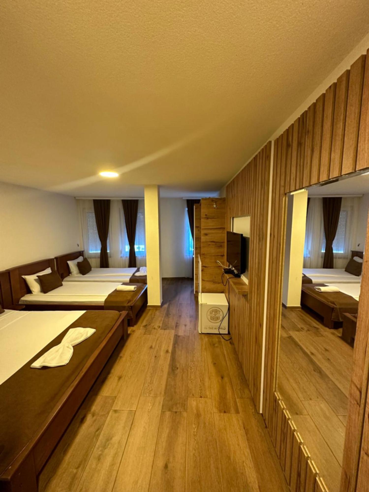 Hotel Panorama Rugove Peje Exterior photo